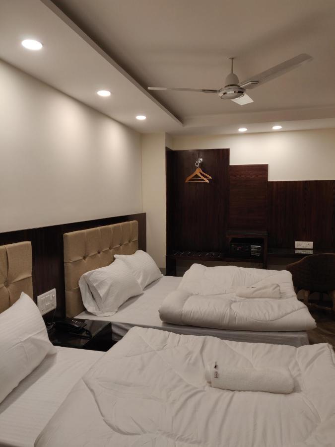 Hotel The Grace House Paharganj à New Delhi Extérieur photo