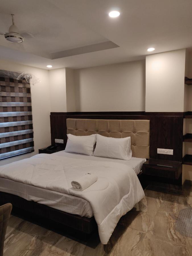 Hotel The Grace House Paharganj à New Delhi Extérieur photo