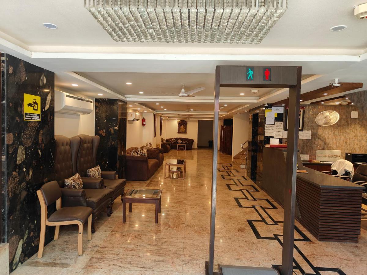 Hotel The Grace House Paharganj à New Delhi Extérieur photo